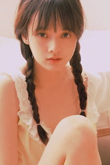 蜜汁肉桃BY椰奶